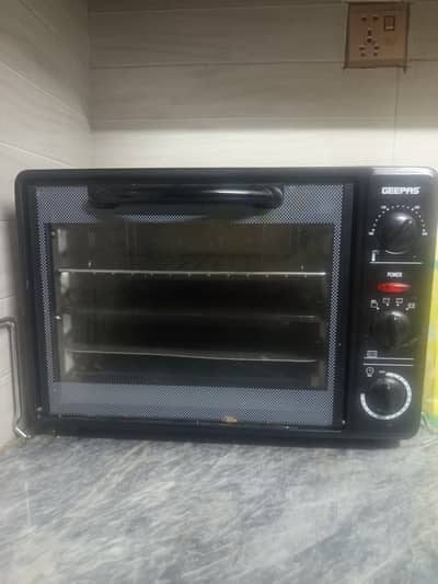 Geepas oven