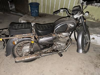 Honda CD 200 roadmaster