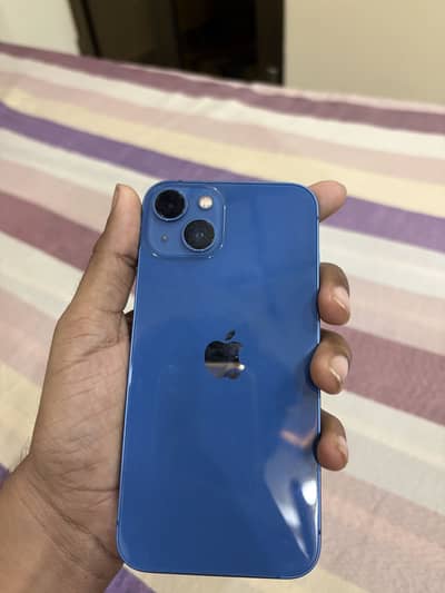Apple iPhone 13