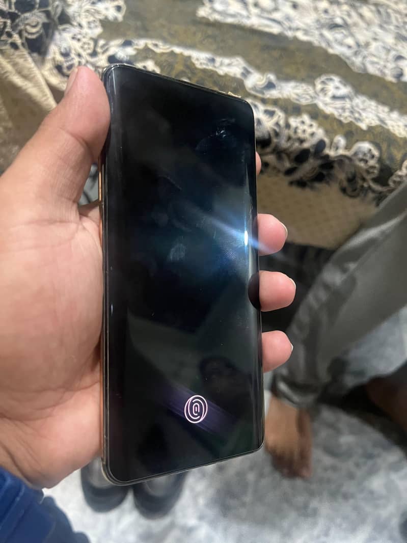 One Plus 7 Pro 5