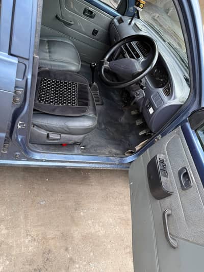 Daihatsu Cuore 2003