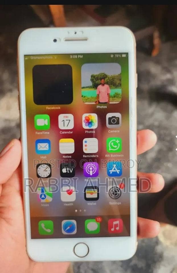 Apple iPhone 8 Plus 1
