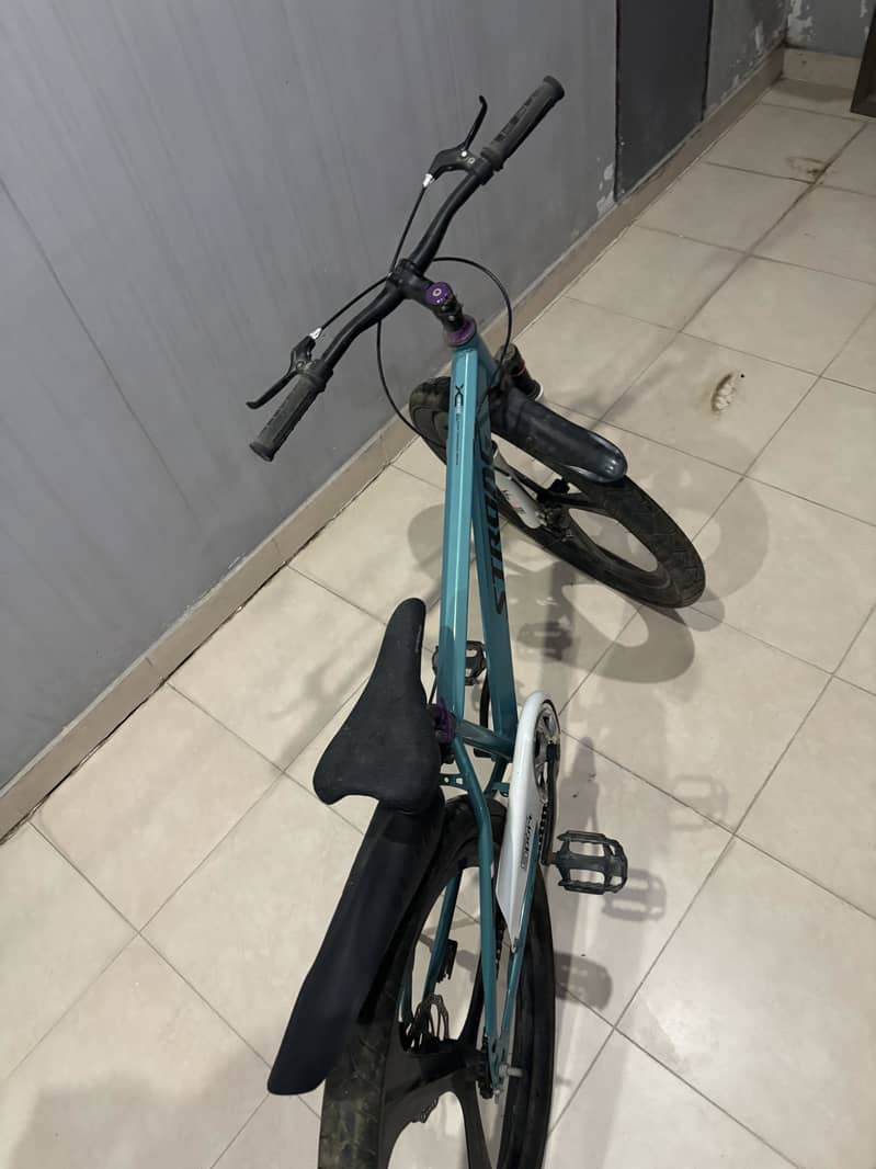 Strong cycle 3