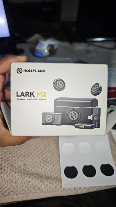 Hollyland LARK M2 Wireless Mic 10/10 | Like New | For YouTubers
