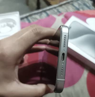 I phone 15 pro max gray colour