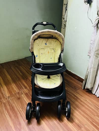 pram stroller branded very good condition  03342570647