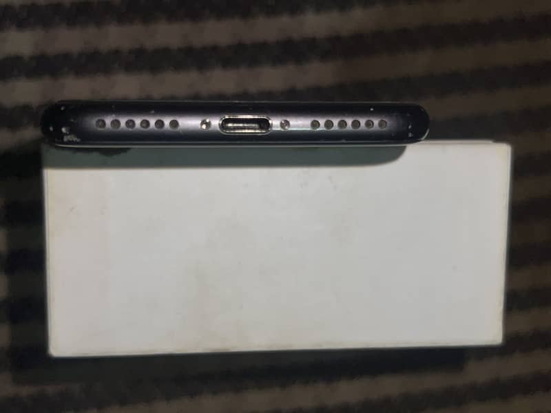 Apple iPhone 2