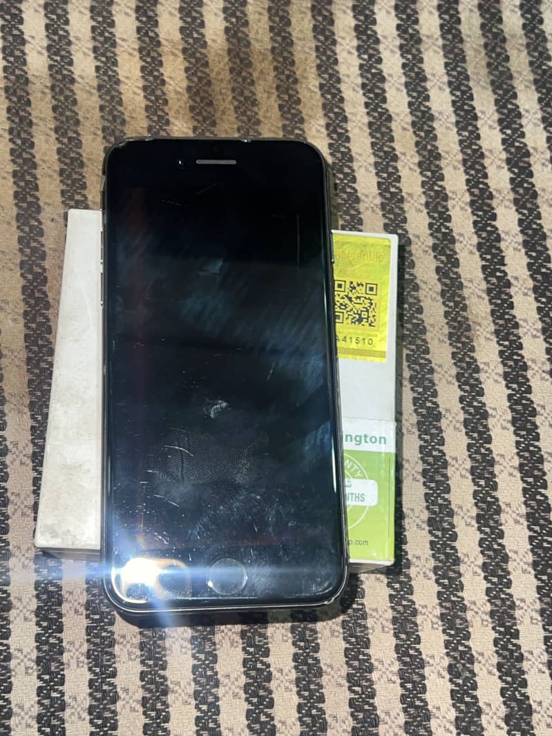 Apple iPhone 4