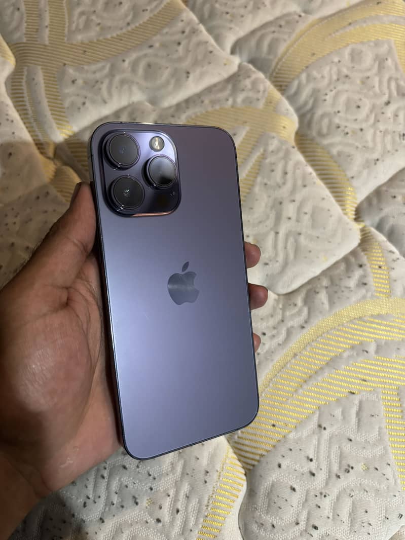 Iphone 14 pro max 3