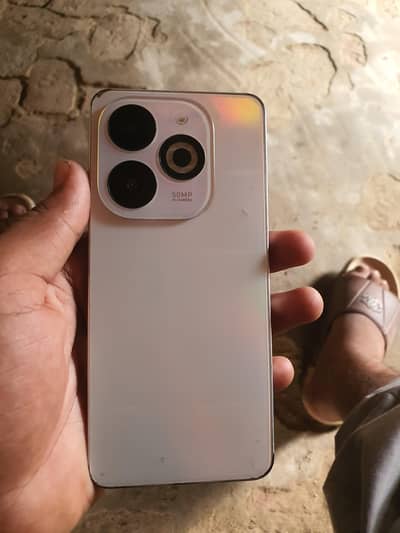 Infinix Smart 8 Pro