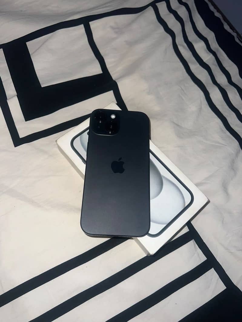 Apple iPhone 15 1