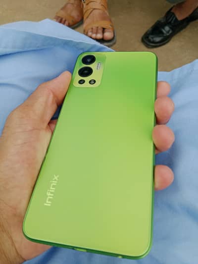 Infinix Hot 12