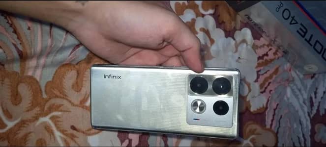 Infinix Note 40 Pro