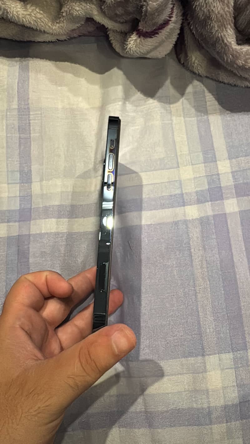 Iphone 12 pro 3