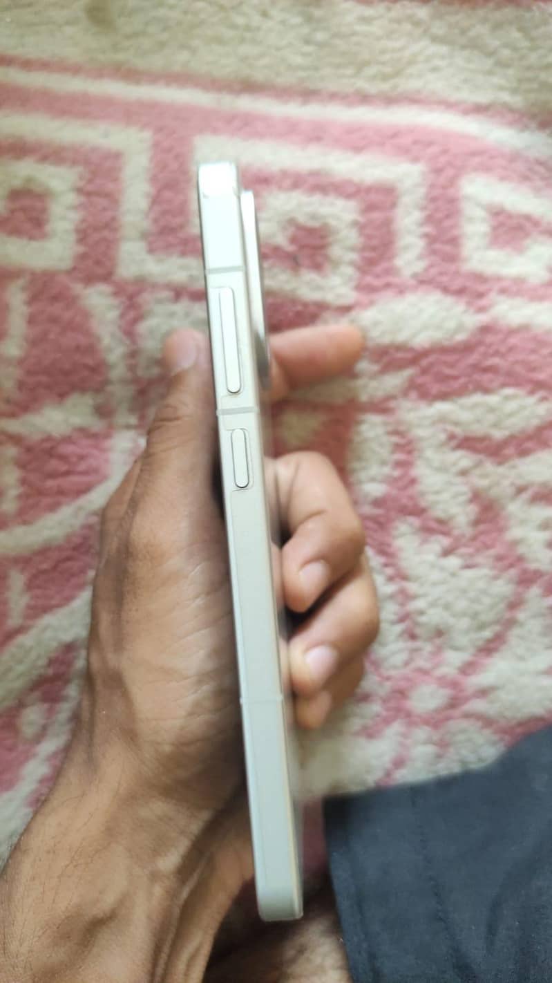 One Plus 13s 4