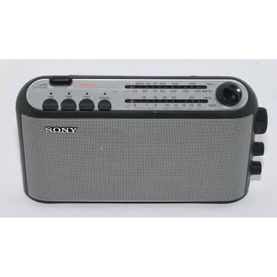 SONY ICF 903L 4 BAND RADIO