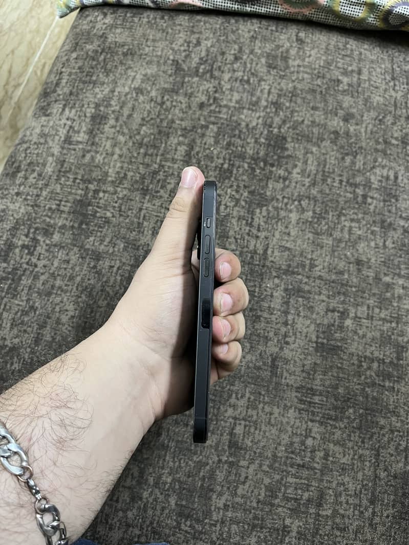 14 Pro Max 6