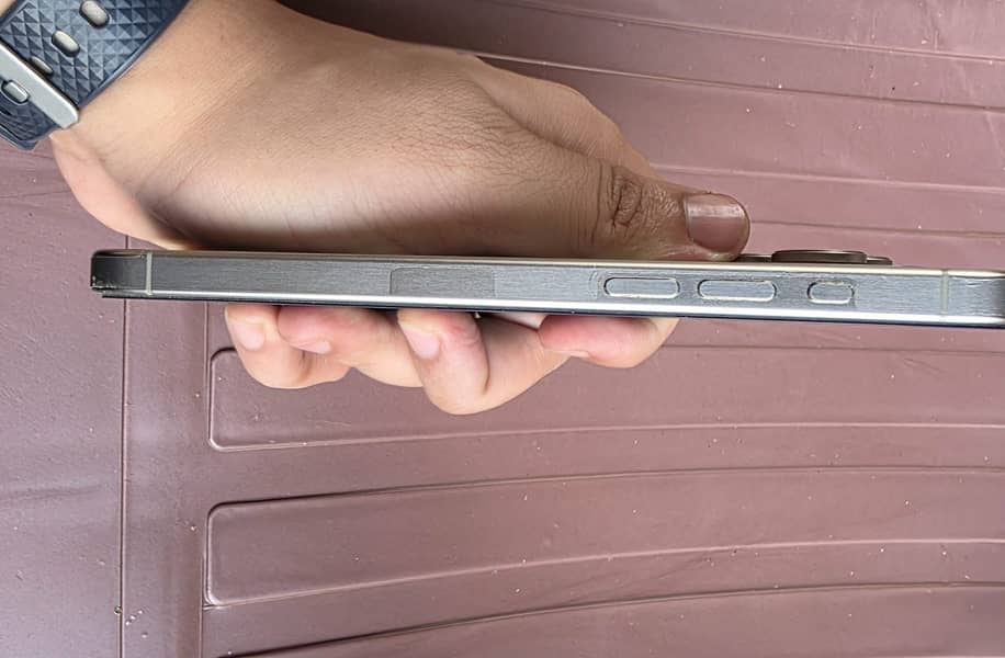 Iphone 15 pro Max 1