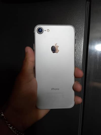 Apple iPhone 7