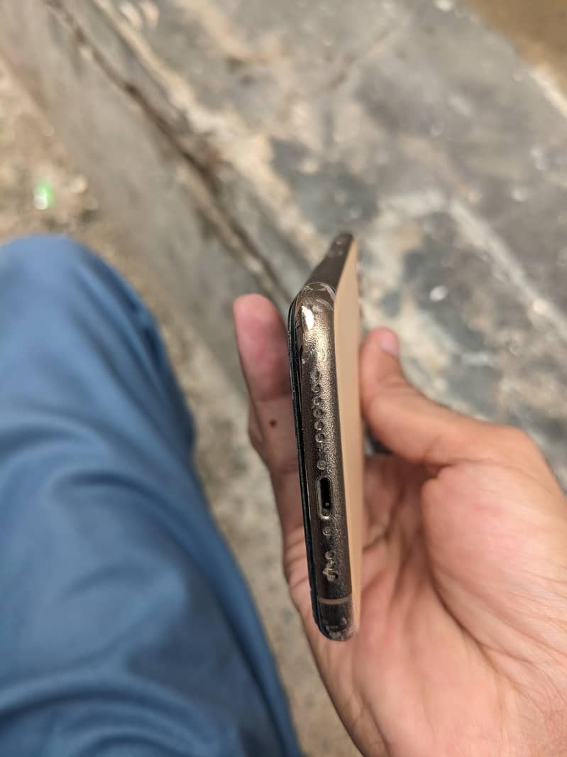iphone 11 pro 1