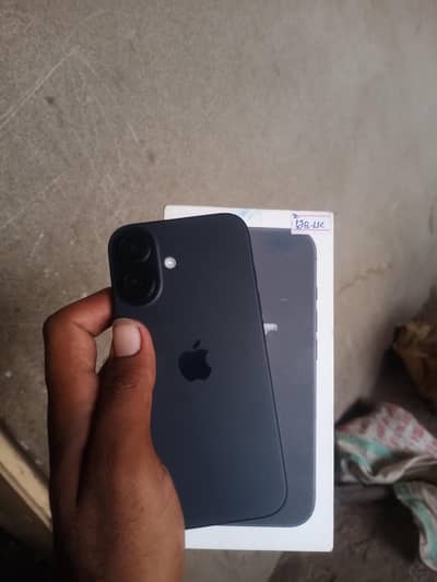 Apple iPhone 16