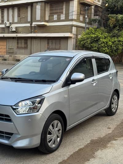 Daihatsu Mira 2021