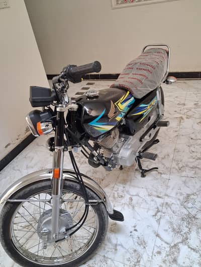 Honda CG 125 Black 2026 Model | 4 Days Used | 10/10 Condition