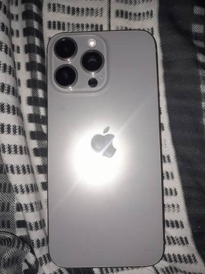 Apple iPhone 15 Pro Max