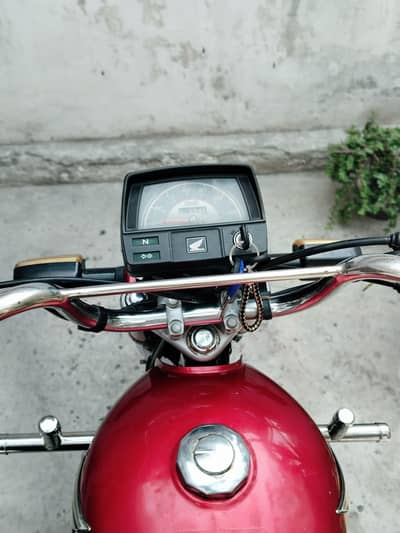 Honda CD 70 2022-2023