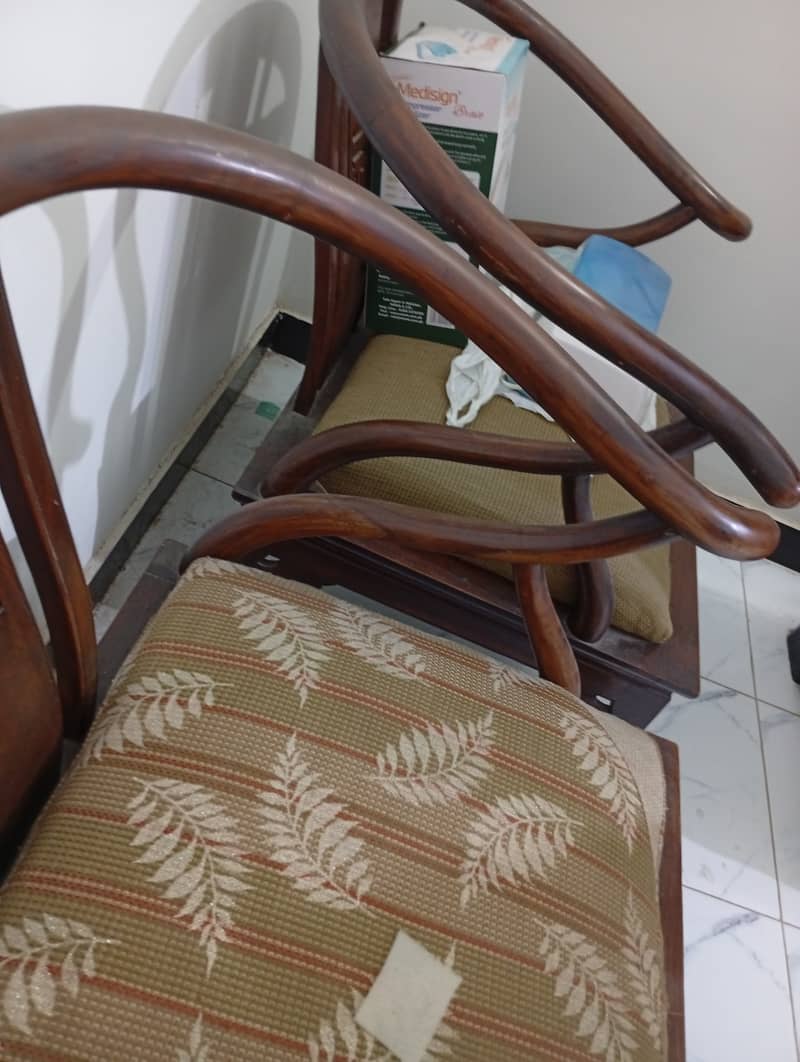 Sofa set 4 seater 5
