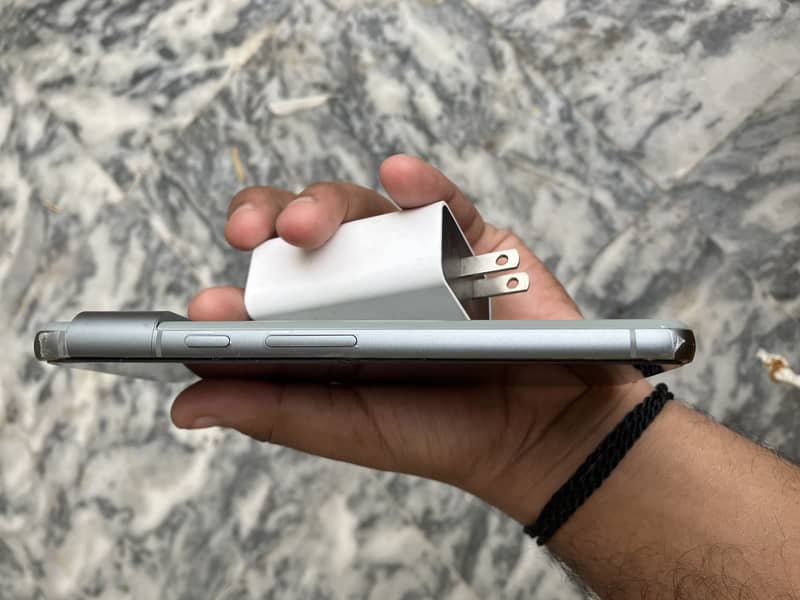 Google pixel 8 2