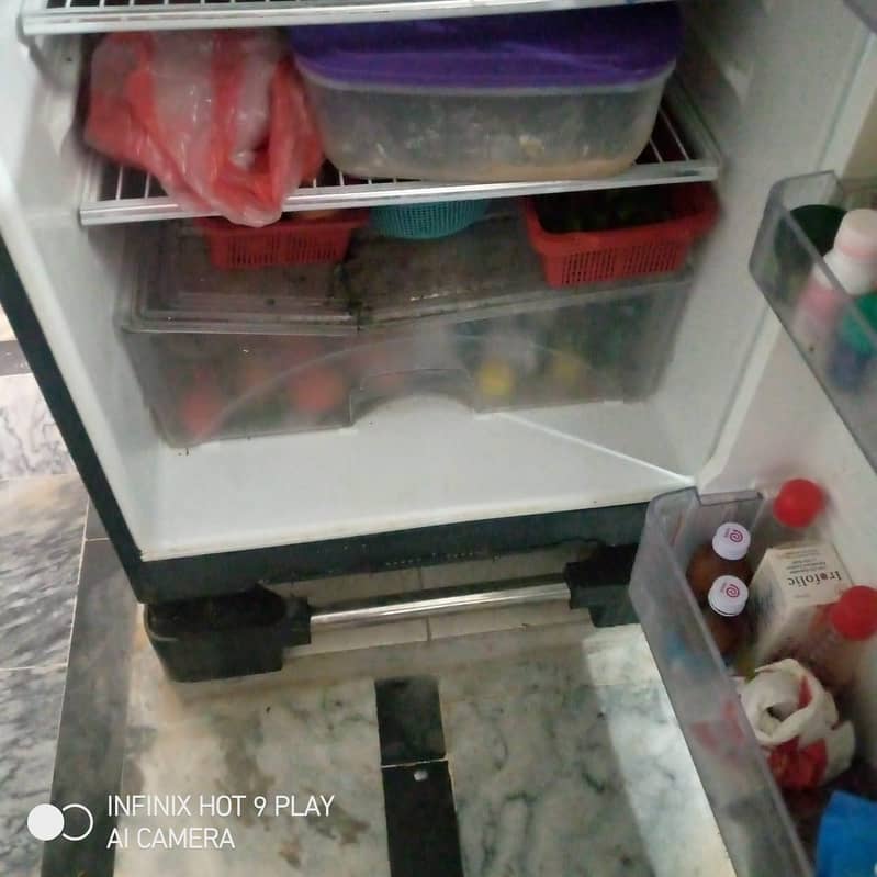 dawlance fridge 2