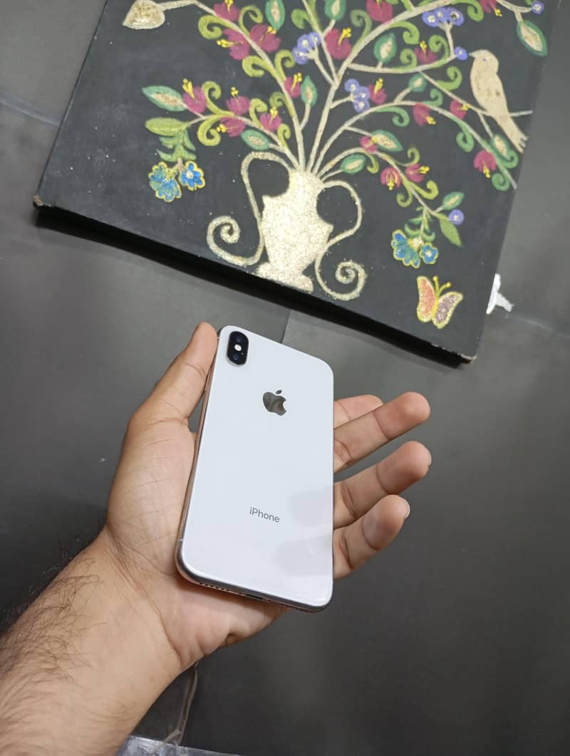 Apple iPhone X 6