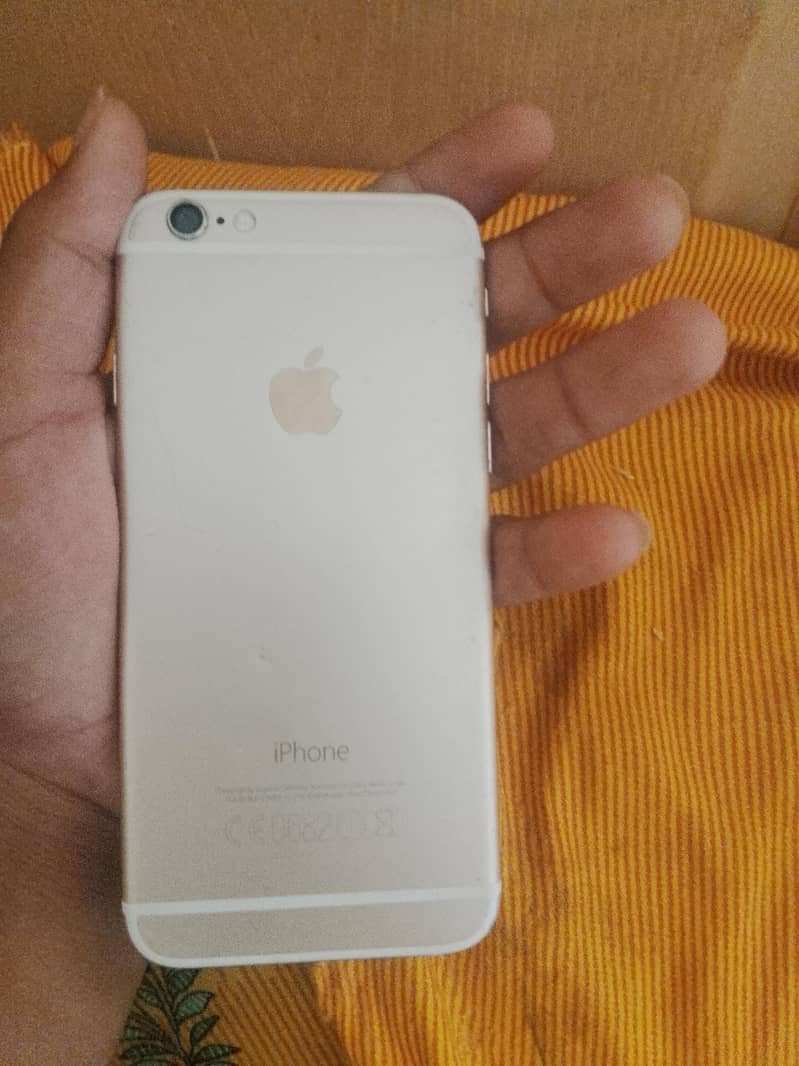 Apple iPhone 6S Plus 2