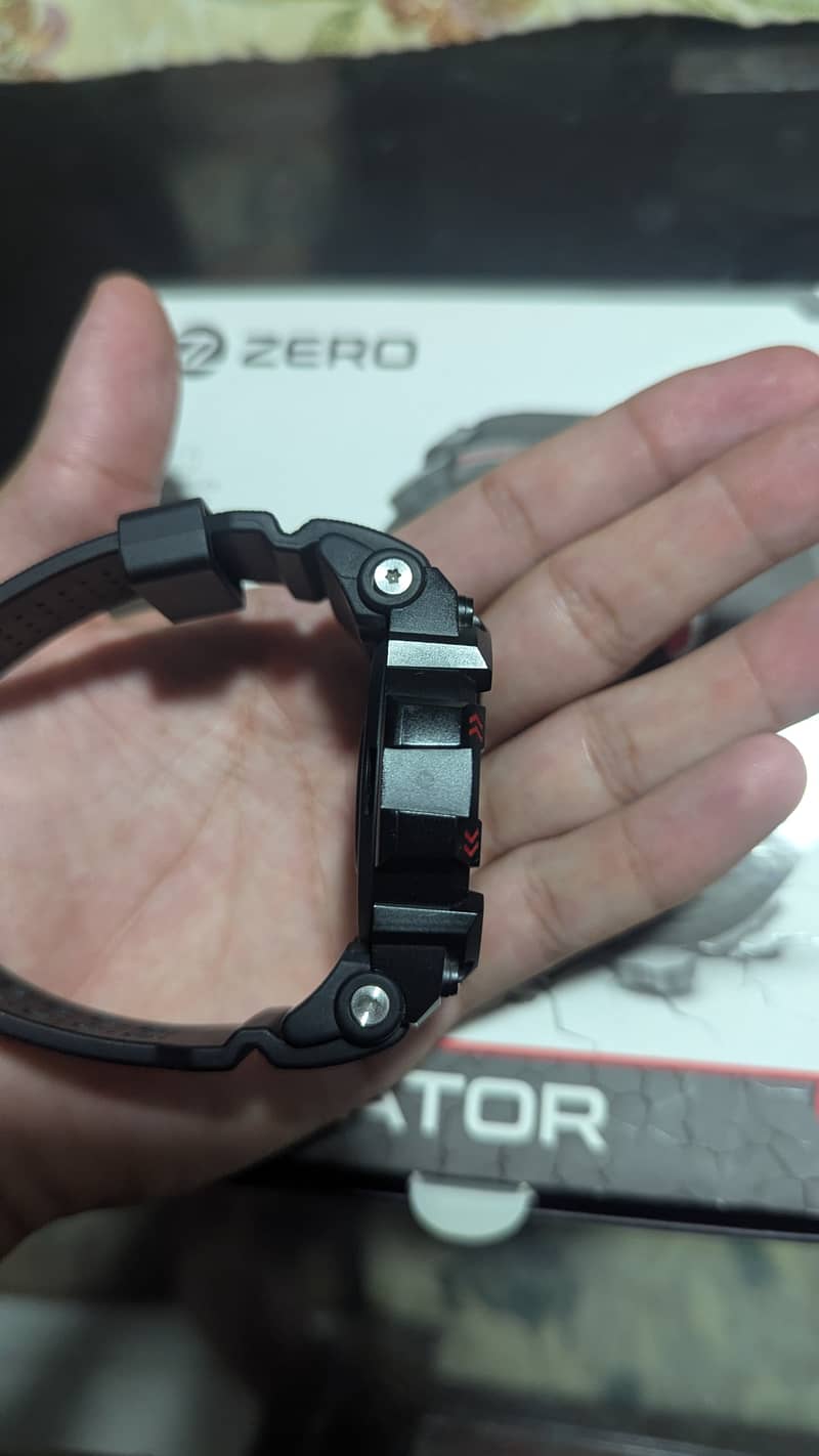 Zero navigator watch 1