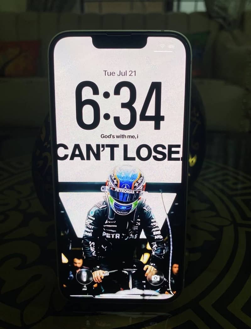 Apple iPhone 13 2