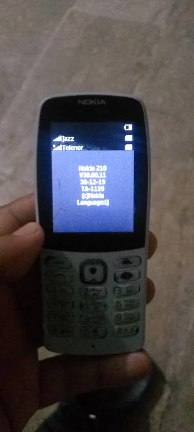 Nokia 210