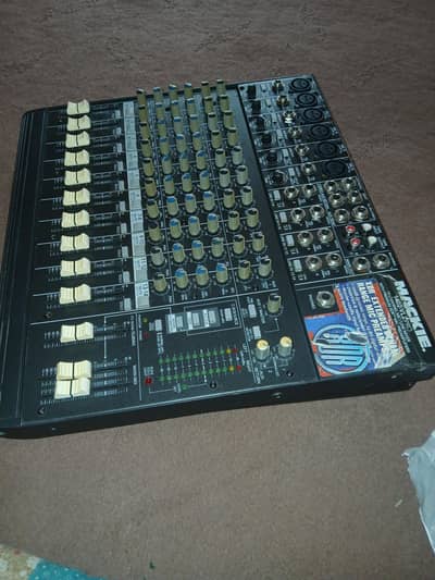 auidio mixer 6 channal made of USA