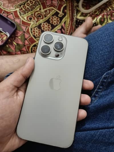 Apple iPhone 15 Pro Max