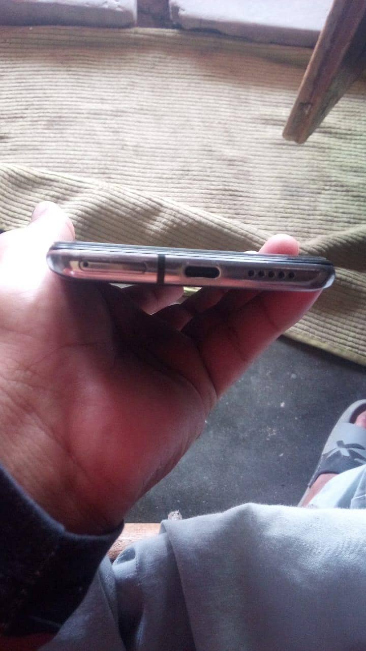 One Plus 7T 1