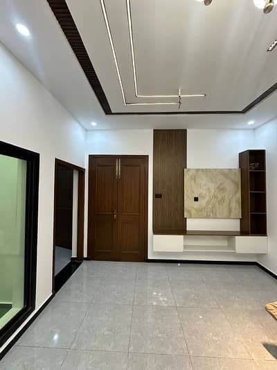 444 Square Yards Liveable House In The Beautiful Street Of F-6/1 Islamabad