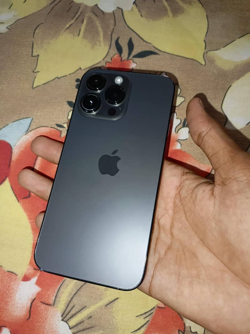 iPhone 14 pro max 1