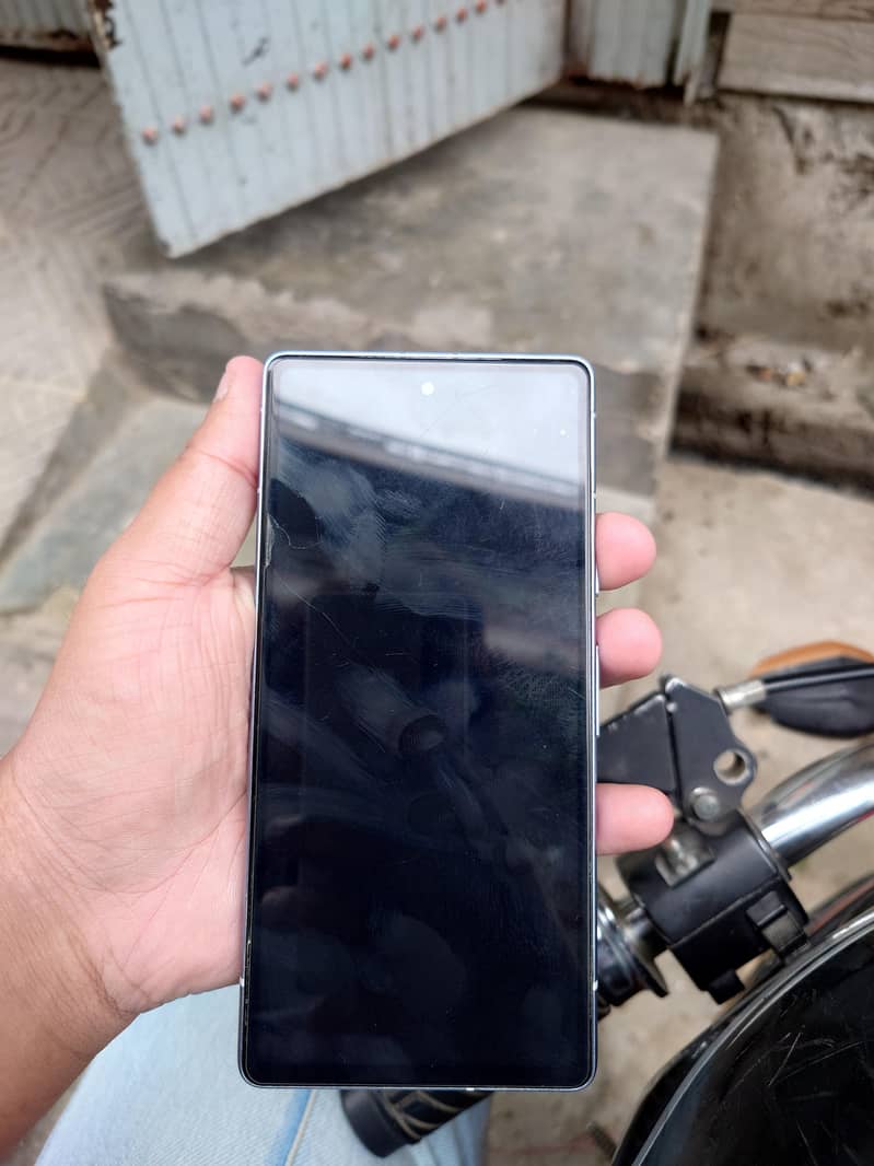 Google Pixel 7a 4