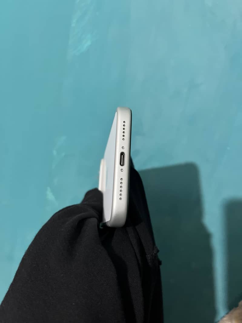 Apple iPhone 17 Pro Max 1