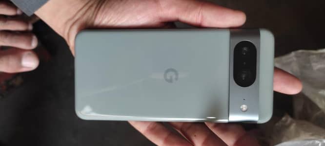 Google Pixel 8