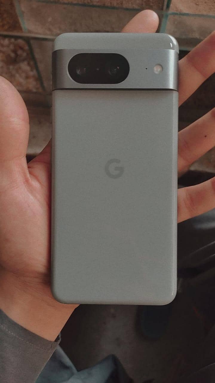 Google Pixel 8 3