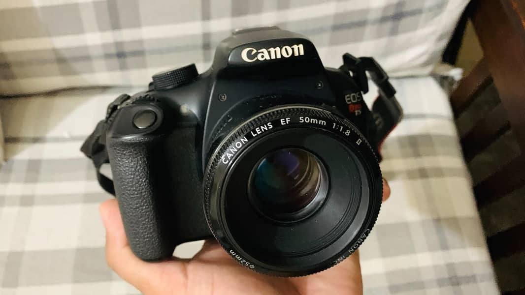 Canon dslar camera 2
