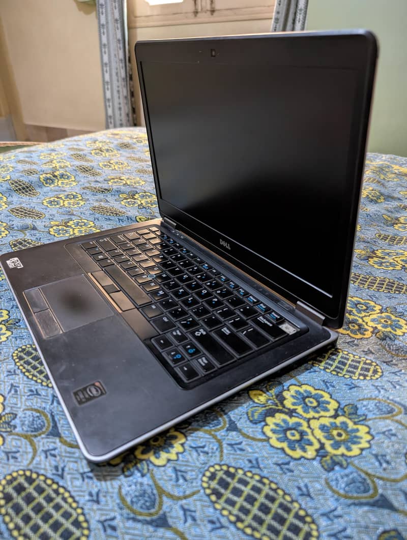 DELL LAPTOP 4