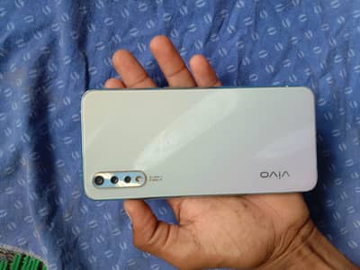 Vivo S1