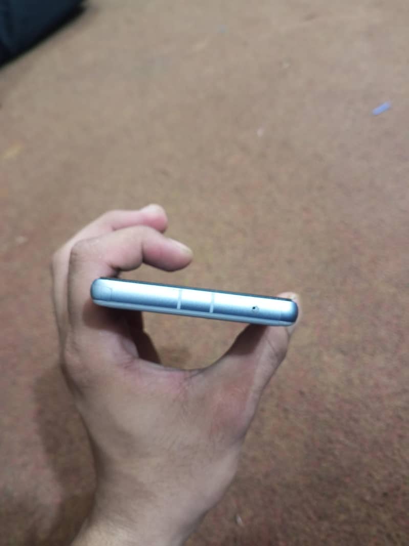 Google Pixel 7a 4